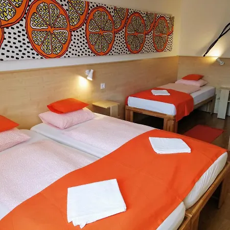 Lotuszvirag Vendeghaz Guest house