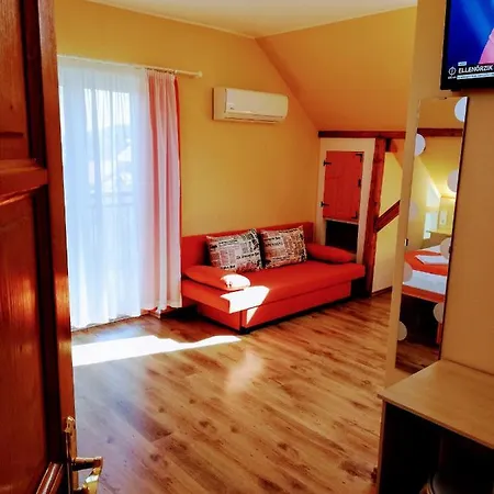 Guest house Lotuszvirag Vendeghaz Szekszard