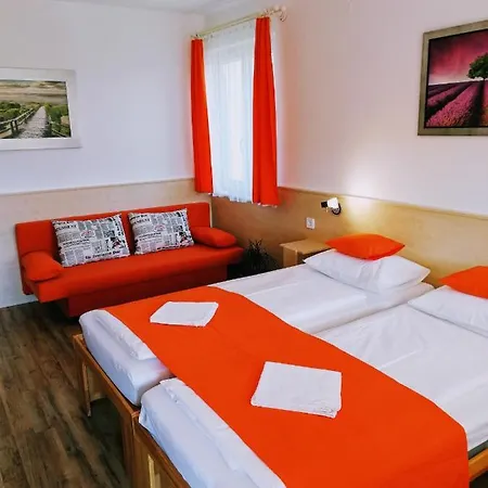 Lotuszvirag Vendeghaz Guest house Szekszard